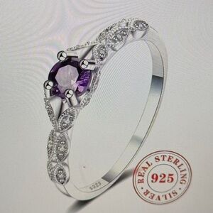 Elegant Silver and Purple Women's Ring